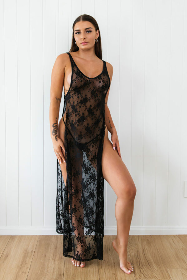 Surrender Black 5868 Dress Front
